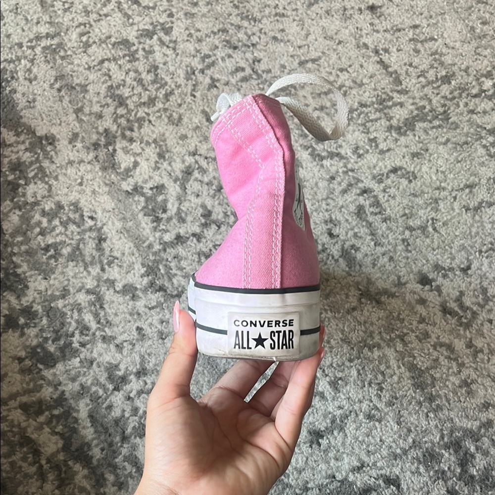 Converse Pink High-Top Sneakers with Classic Design - Picture 4 of 5